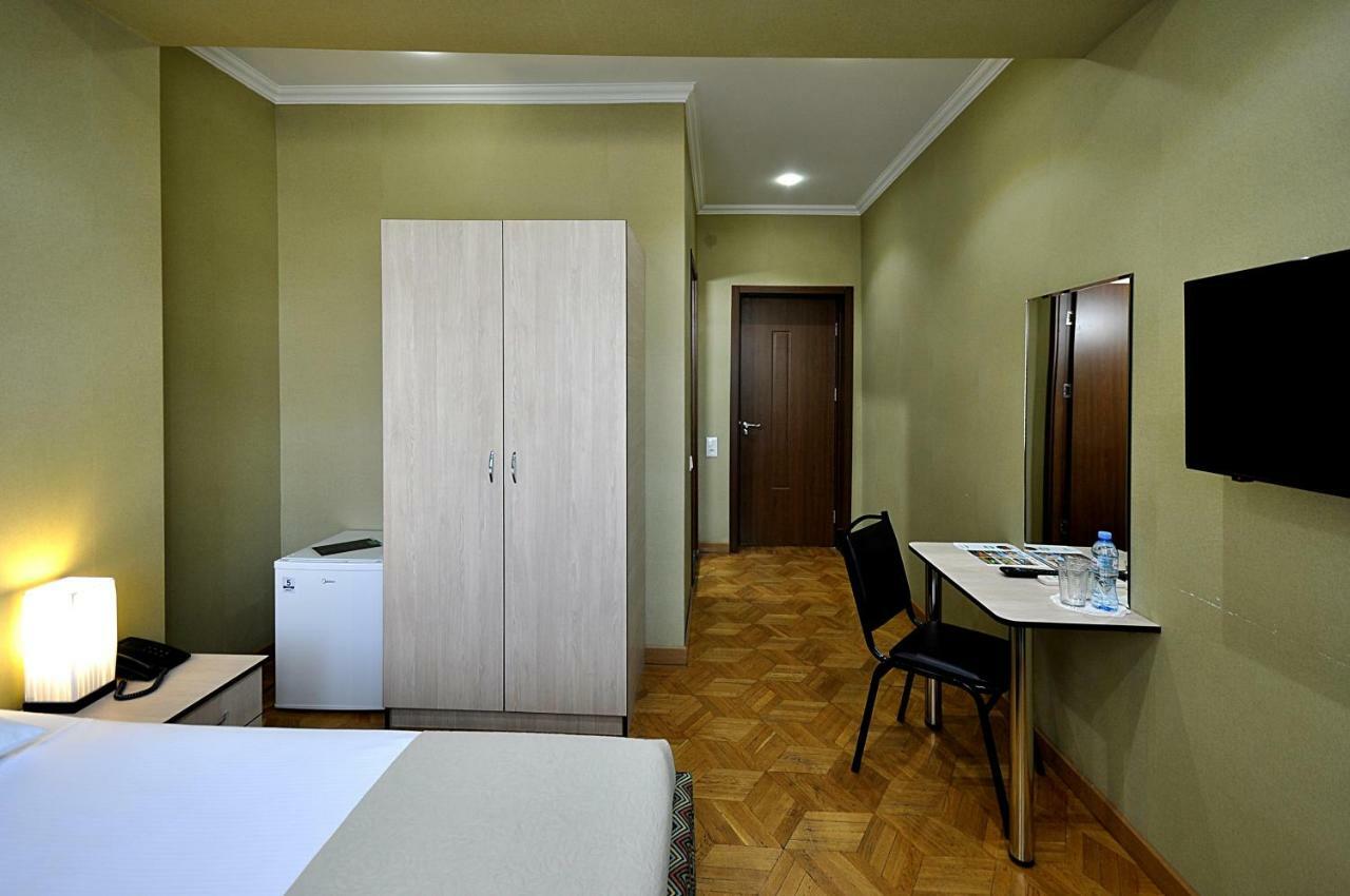 Hotel Frida Tbilisi Buitenkant foto