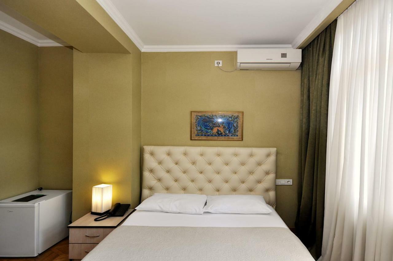 Hotel Frida Tbilisi Buitenkant foto